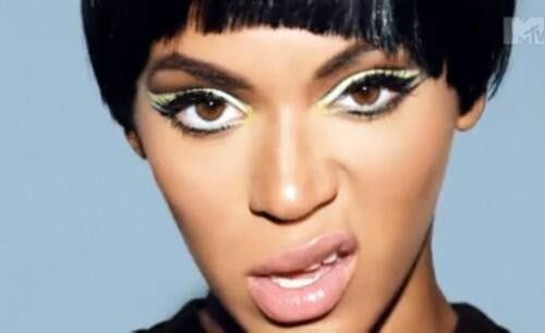 Mouth raised to one side [reddit]