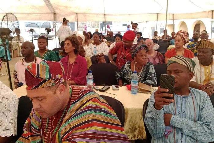 'Ogbanjes,' emeres from US, UK, Cuba, others hold convention in Nigeria