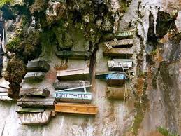 Suspension burials in the Philippines [RouchGuides]