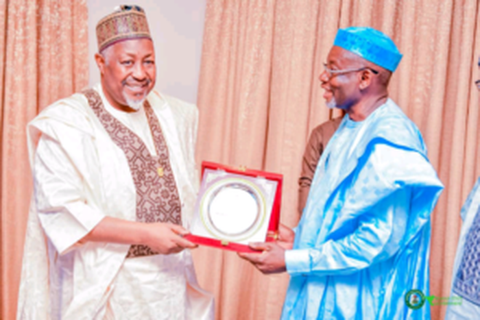 Minister of Defence, Alhaji Mohammed Badaru (L) and Gov Umar Namadi of Jigawa (R), during the minister’s visit to the state to commiserate with the government and people of Jigawa over the recent flooding that ravaged the state [NAN]
