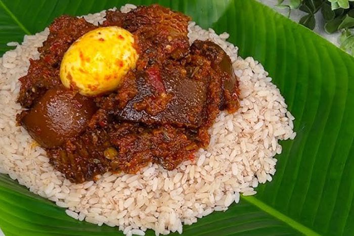 How to make ofada stew [YouTube]