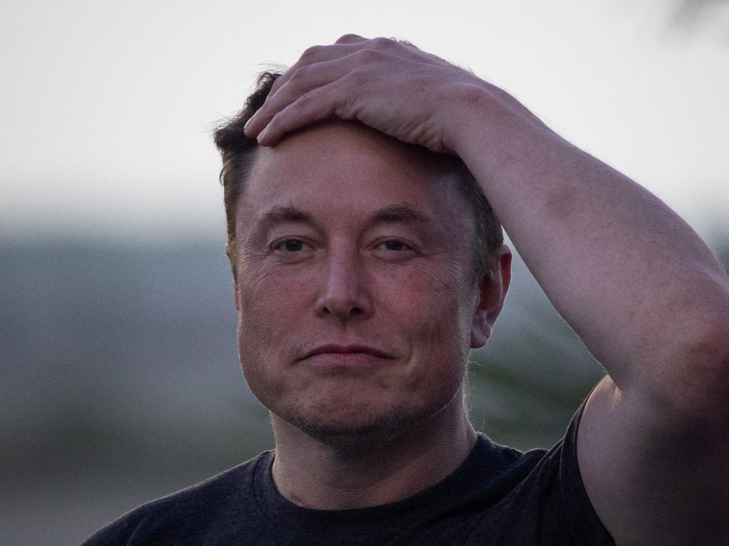 SpaceX's former talent chief says Elon Musk is "arguably" the world's best leader.Adrees Latif/Reuters