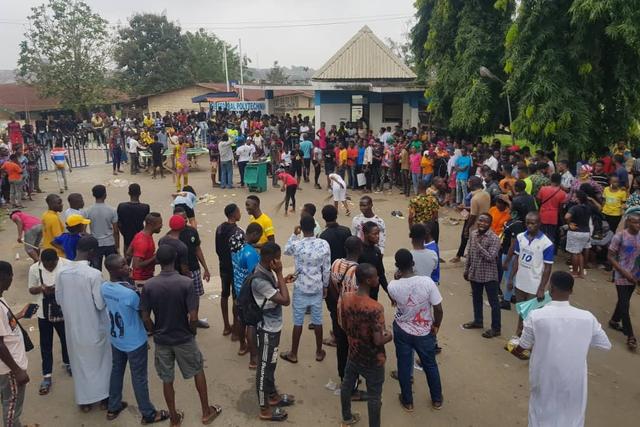 Ede Poly pardons 27 protesters, asks all students to pay ₦10k each as damages [independent]
