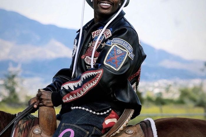 'Lungu Boy' logs 5 entries in the top 10 of Nigeria's foremost music chart