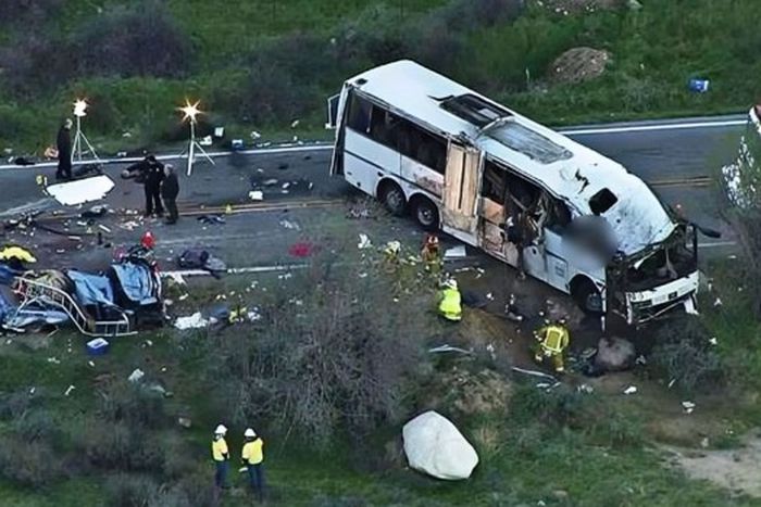 10 foreigners die after bus overturns in South Africa