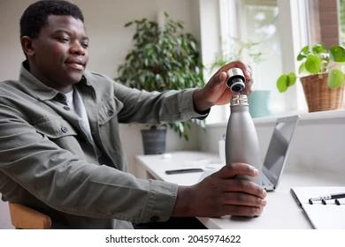 How to clean and how often to clean your water bottle [Shuttershock]