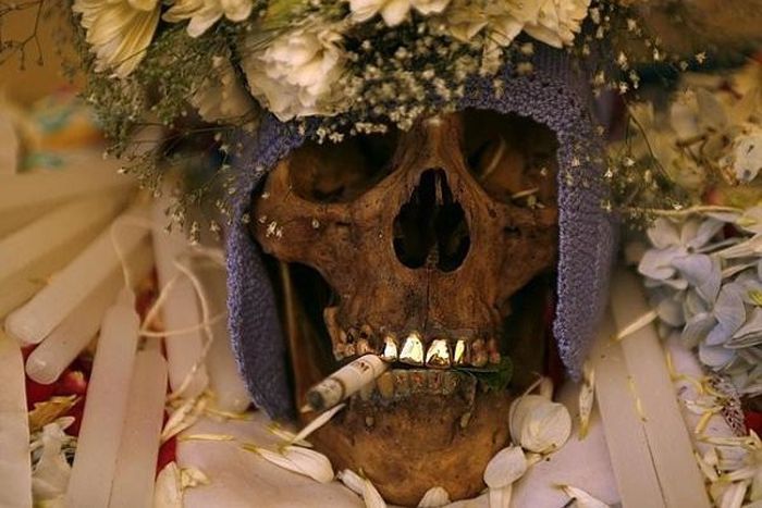 Some unusual funeral rituals around the world [ScoopWhoop]