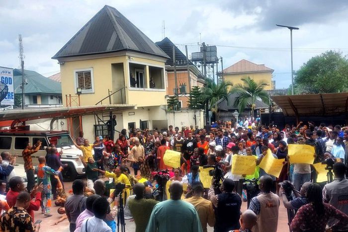 650 Nigerian students at ESM University in Benin Republic staging a peaceful march to protest the recent ban on Benin universities and demand its reversal [NAN]