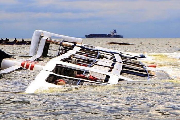 1 passenger dead, 14 rescued as speed boat capsizes in Bayelsa waterways