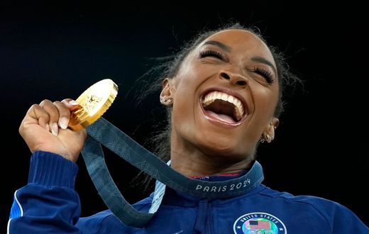 How much do countries pay Olympic gold medalists? [Skynews]