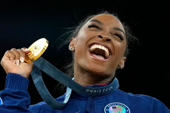 How much do countries pay Olympic gold medalists? [Skynews]