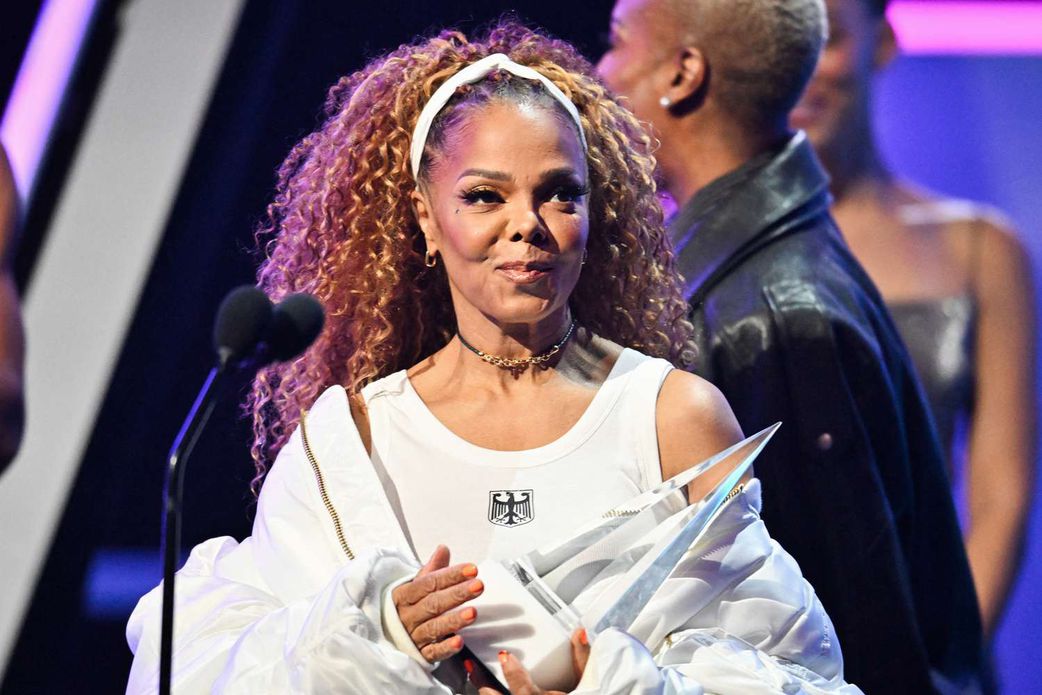 Tyla fends off competition from Nigerian stars to win 2025 AMA Awards