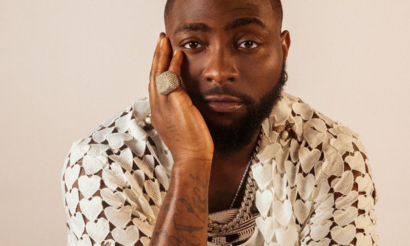 Davido is in trouble online, yet again