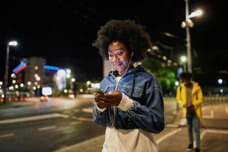 Signs you have a stalker [istockphoto]