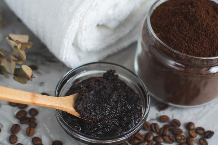 Coffee cosmetics [Milenie/Shutterstock]