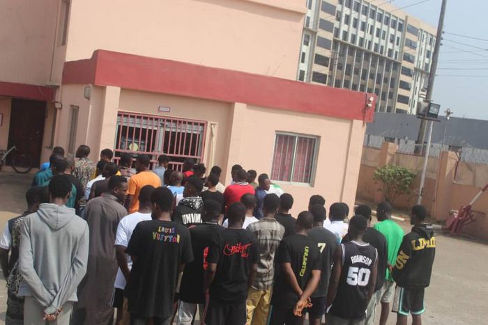 EFCC arrests 14 FUTA undergraduates, 19 others over alleged internet fraud [Twitter:@officialEFCC]
