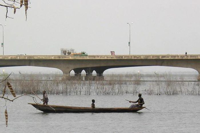 A suspected robber escaped with his gang's loot after jumping into the Lagos lagoon.