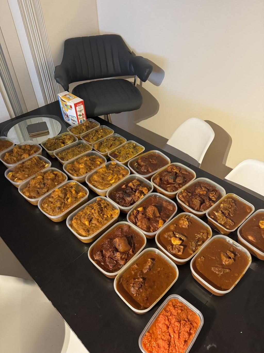 People outsource meal prep these days [X  oh Sas]
