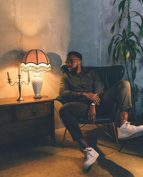 After the drive, Shols comes back with 'My Paper' and it's amazing