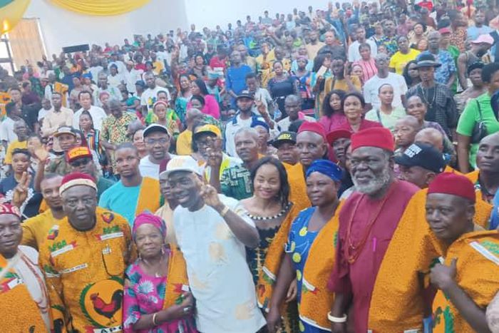 Soludo receives 1,300 defecting PDP faithful into APGA [Heartbeat Of The East]