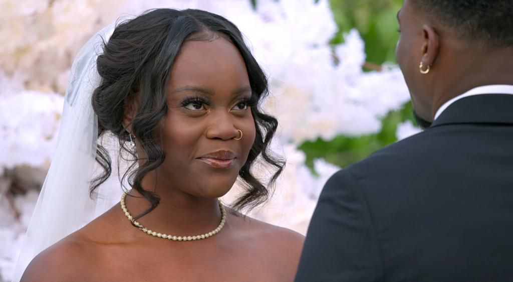 AD during her "Love Is Blind" wedding.Netflix