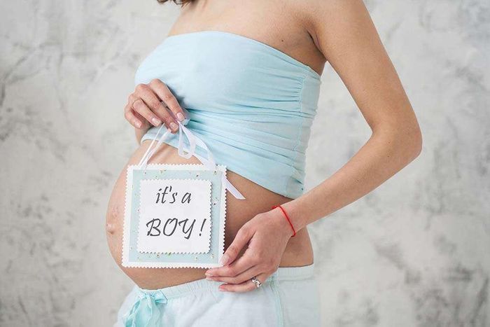 Signs you're pregnant with a boy child [Firstcryparenting]