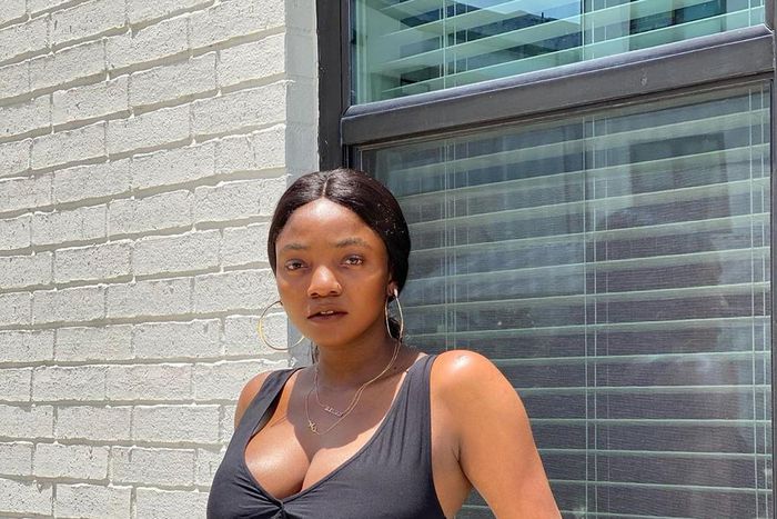 Nigerian singer, Simi is asking why as a country, young people have to go through formal education when at the end of the day, the certificates are mostly not used to secure career paths [Instagram/SymplySimi]