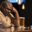 ___7565582___2017___11___7___11___Black-man-drinking-beer_0