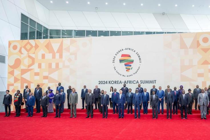 Africans express bitter annoyance with their leaders on Twitter