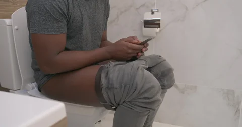 Do you need to poop everyday? [Shuttershock]