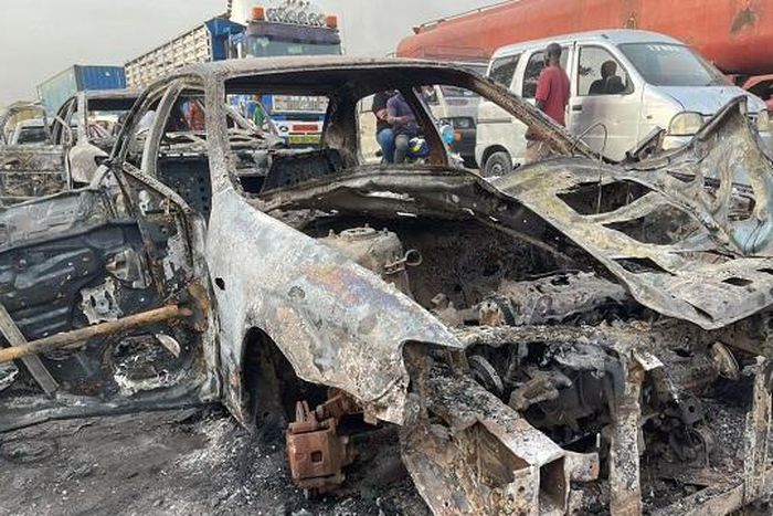 4 dead, 70 vehicles burnt in fuel tanker explosion in Rivers
