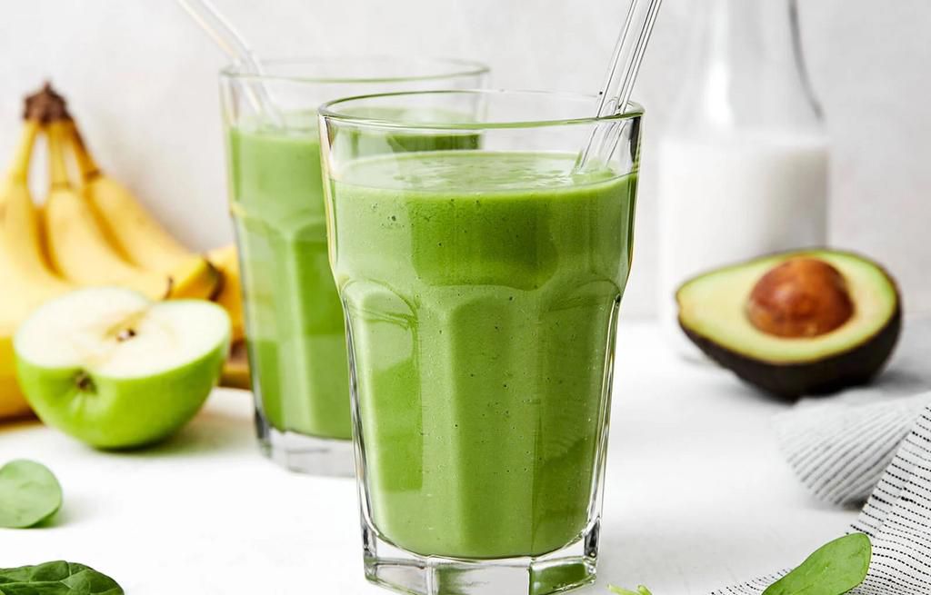 Green smoothie [Downshiftology]