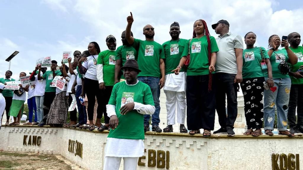 Members of the Rising-Up for a United Nigeria (RUN) at the Unity Fountain in Abuja on Wednesday, May 29. [Original/Pulse]