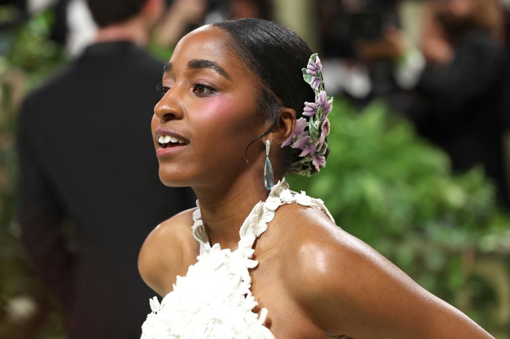 Ayo Edebiri attends The 2024 Met Gala Celebrating "Sleeping Beauties: Reawakening Fashion" at The Metropolitan Museum of Art on May 06, 2024 in New York City. (Photo by Kevin Mazur/MG24/Getty Images for The Met Museum/Vogue)