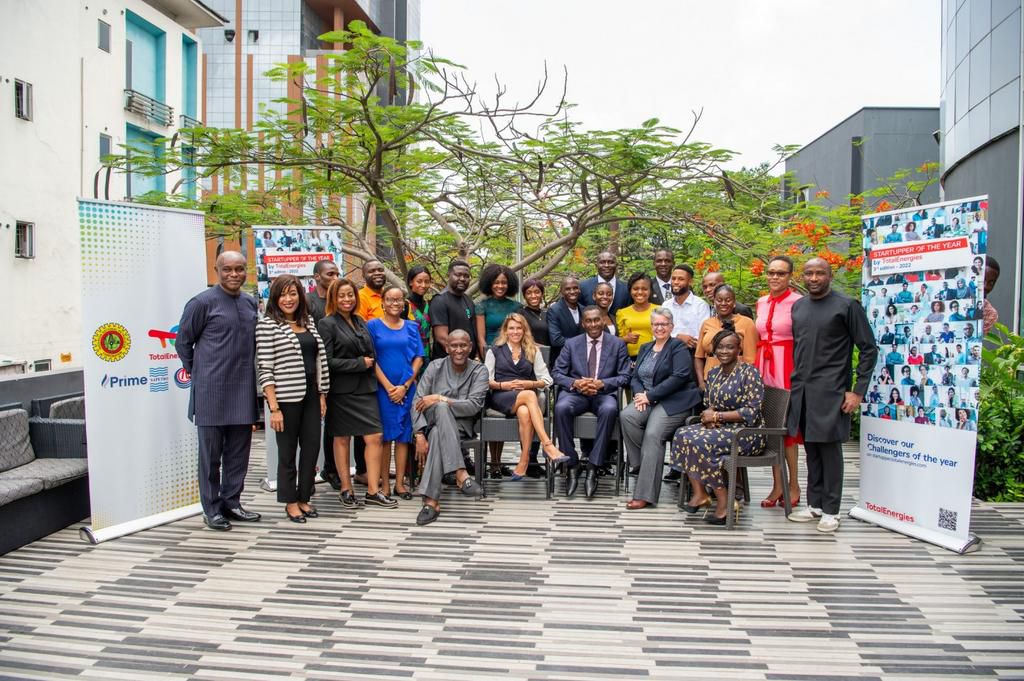 It's startupper O'clock!