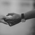 affection-black-and-white-couple-1004014-1140x694