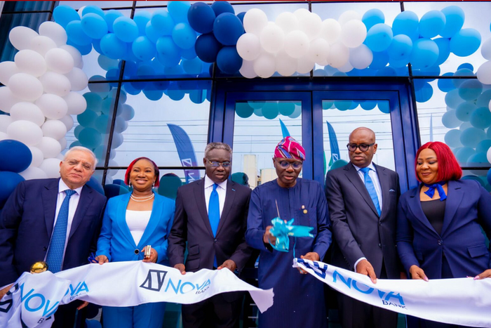 Babajide Sanwo-Olu, governor of Lagos, performing the opening ceremony at NOVA's first branch launch as a national commercial bank.