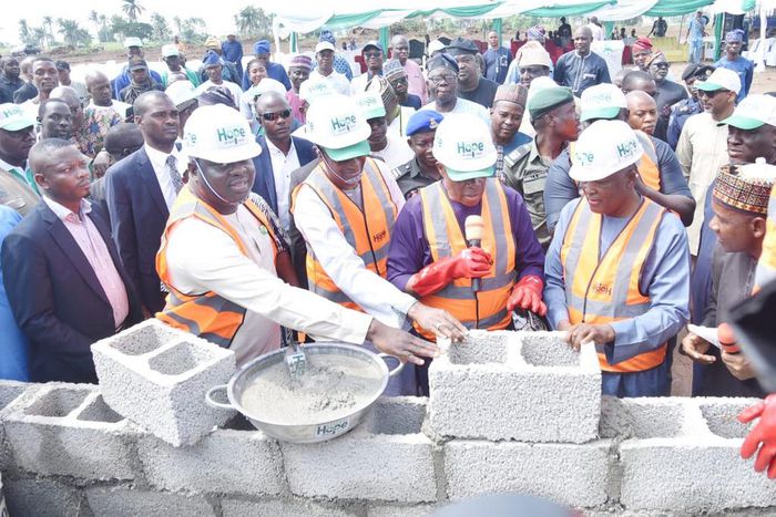 FG commences construction of 250 Renewed Hope housing estate in Benue [NAN]