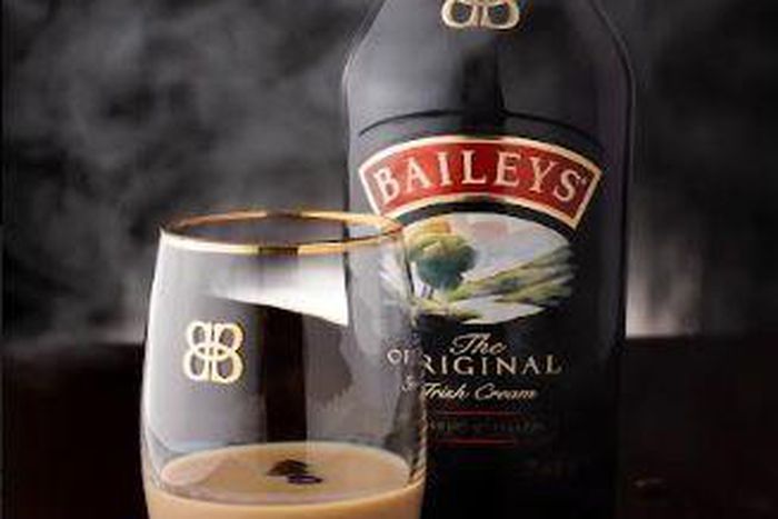 Discover 5 tips for a truly indulgent Valentines Day courtesy of Baileys