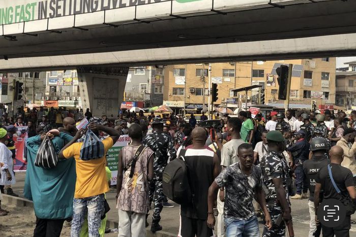 Protest at Ojuelegba Underbridge [DP]