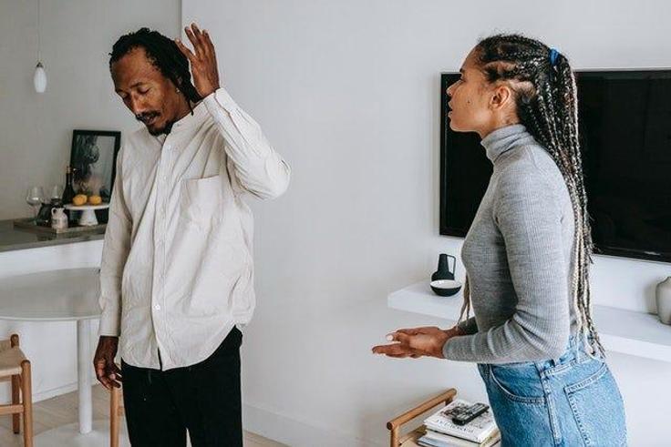 Red flags of problematic in-laws [Medium]