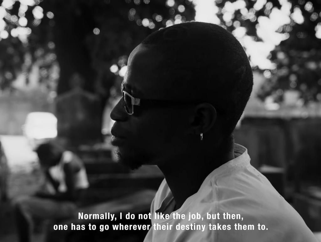 Kayode in 'The Gravediggers' prefers to do something else for a living, but he doesn't have the right opportunities yet [Vistanium]