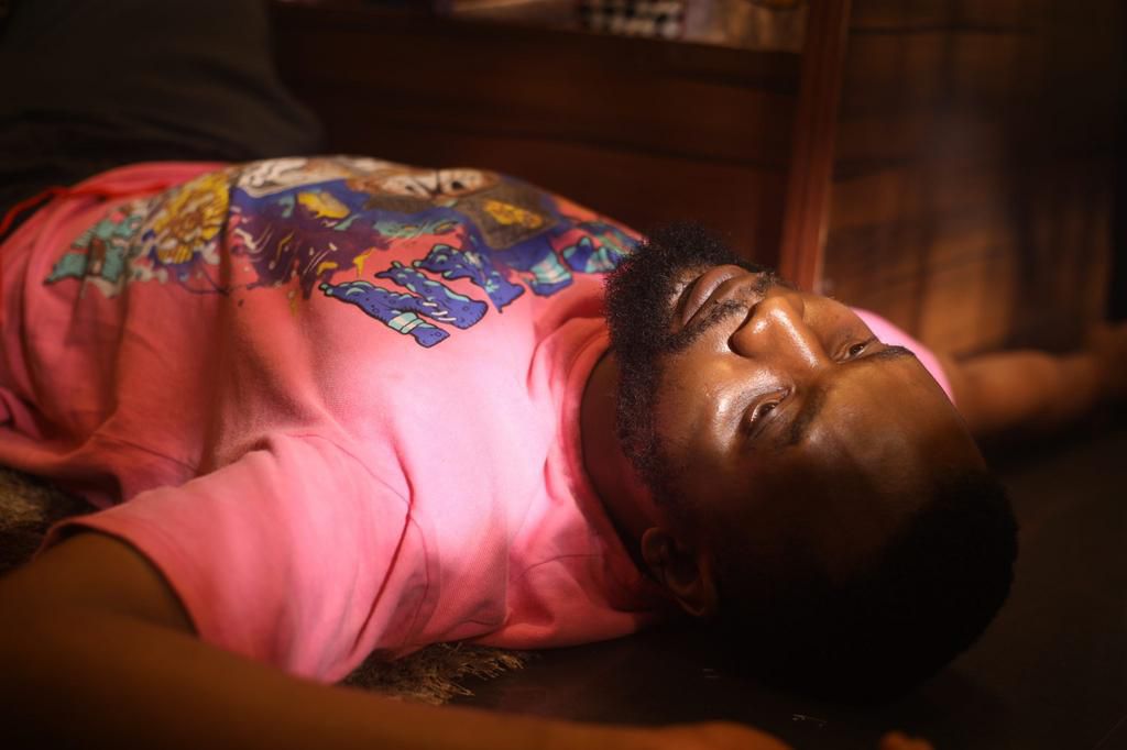 See BTS images of 'Broken Portrait' with Teni Aladese, Ngozi Nwosu, Taye Arimoro [Broken Portrait]