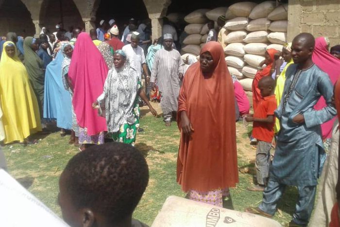 Marafa distributes 51 cars, 2000 bags of grains to less privileged in Zamfara