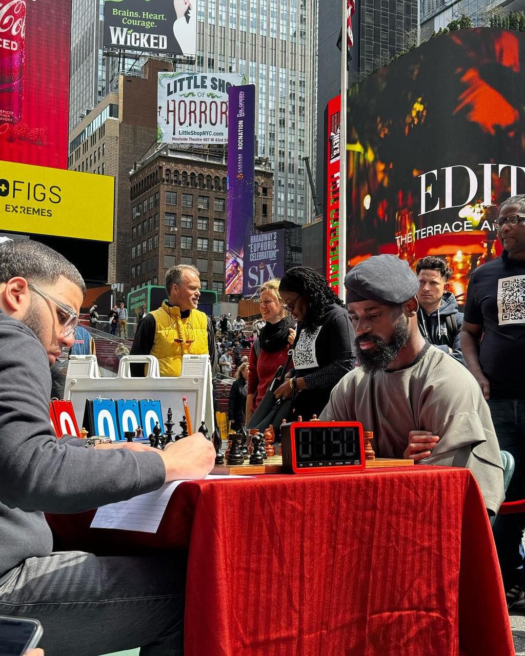 Tunde Onakoya is attempting to break the Guinness World Record for the longest time spent playing chess [Instagram]