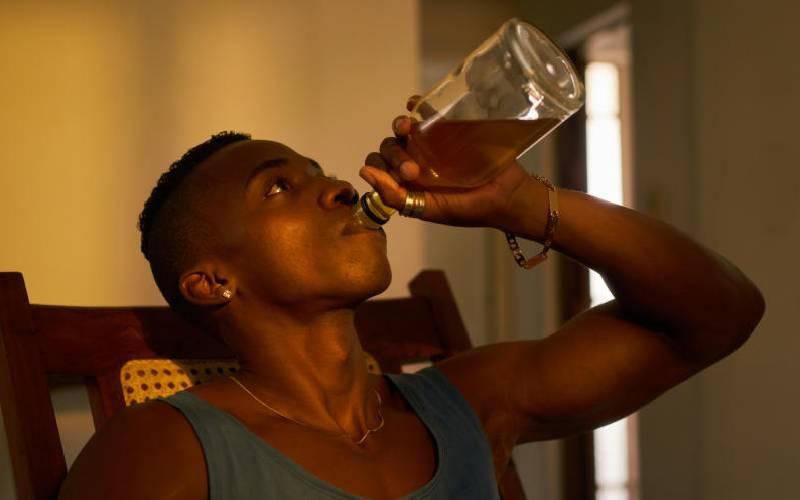 Heavy drinking affects your brain [TheStandard]