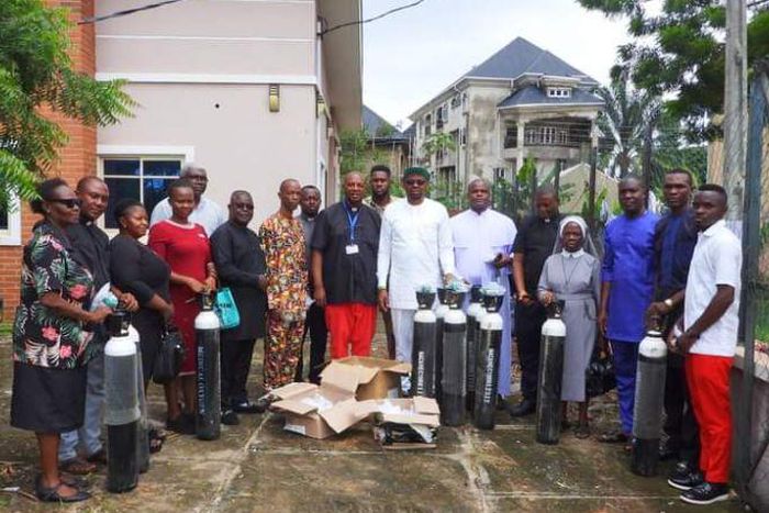 Anambra Govt distributes 150 oxygen cylinders to hospitals to save lives [NAN]