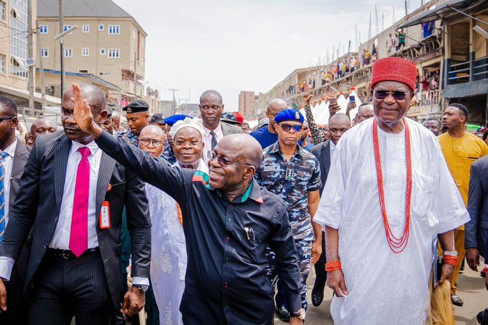 Otti has come to repair Abia after 24 years in wilderness - Obi of Onitsha [Twitter:@alexottiofr]