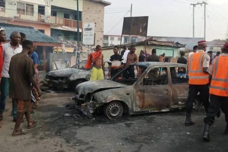 5 vehicles burnt, 1 dead as tanker carrying gas explodes after brake failure in Ogun [NAN]