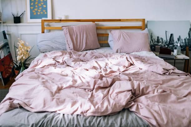 A photo of dirty bedsheets
